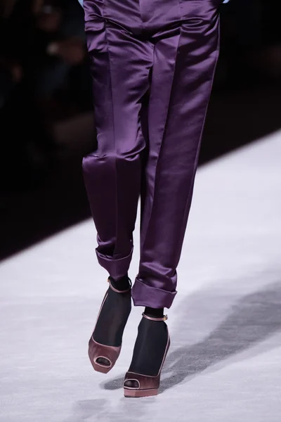 Look 2